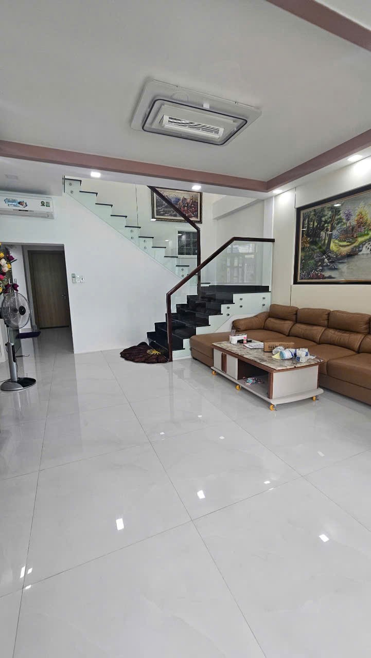 Mặt tiền ngang 7m, Lương Văn Can, Xe hơi chỉ 11 tỷ nhỉnh - Ảnh 1