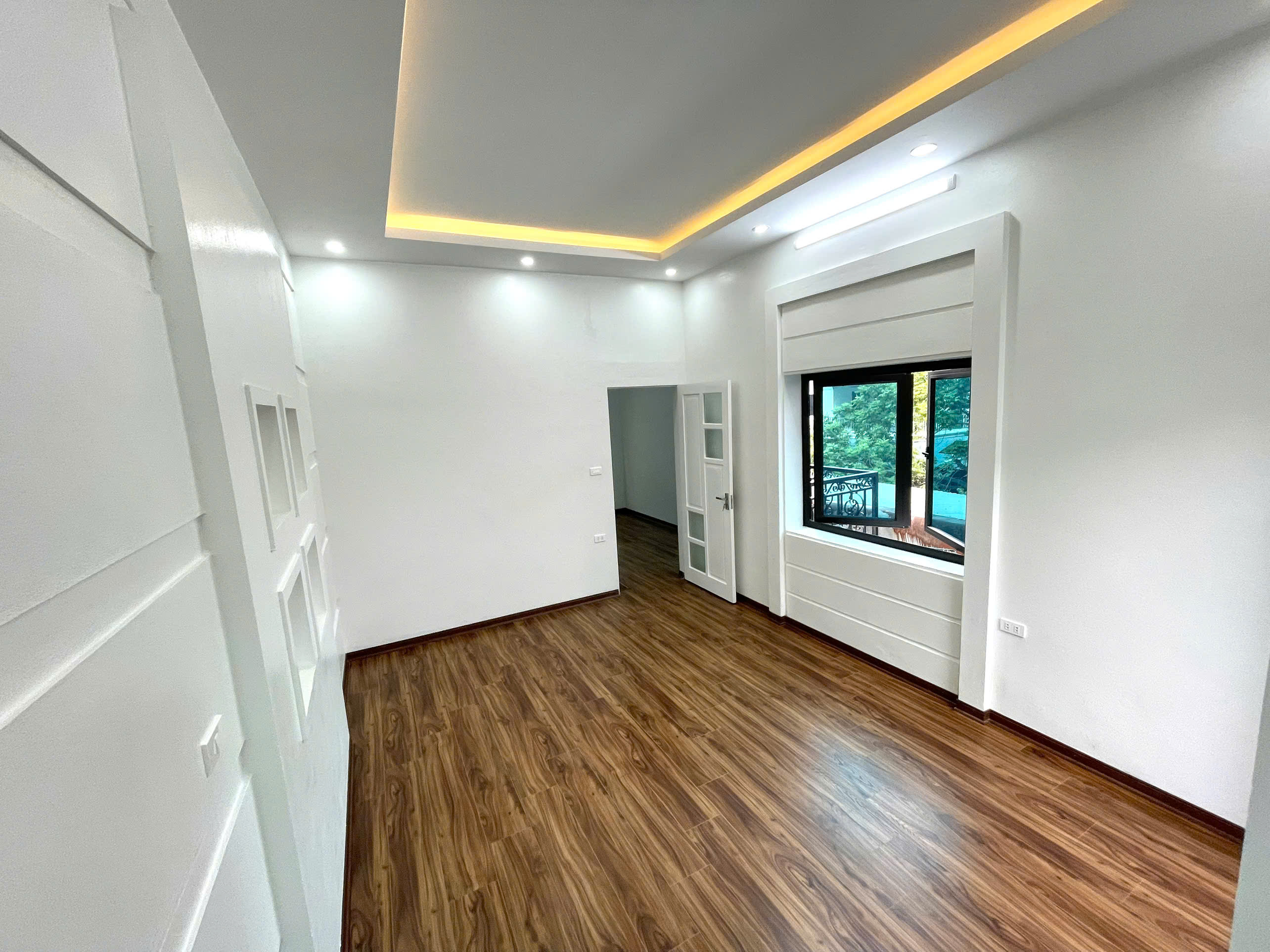 Bán nhà 3 tầng 61 m² tại Ỷ La, Dương Nội, Hà Đông, mặt tiền 5m, nhỉnh 13 tỷ, kinh doanh đỉnh - Ảnh chính