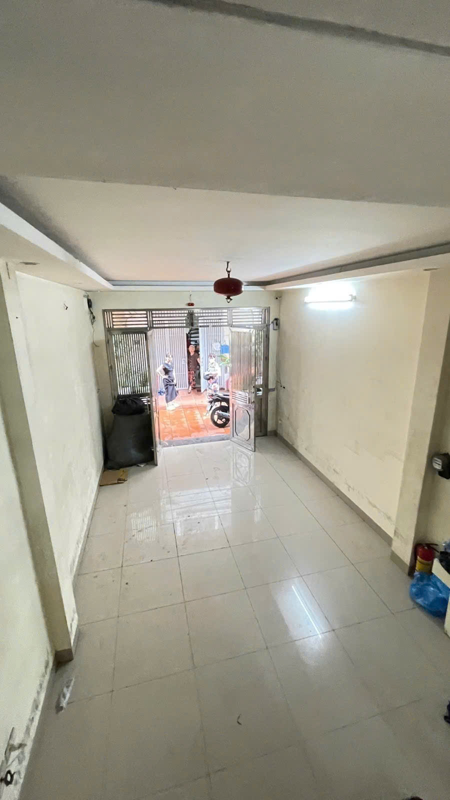 Bán nhà 48m 5T Bồ Đề, Long Biên , oto ,KD, giá 9,4ty. - Ảnh 2