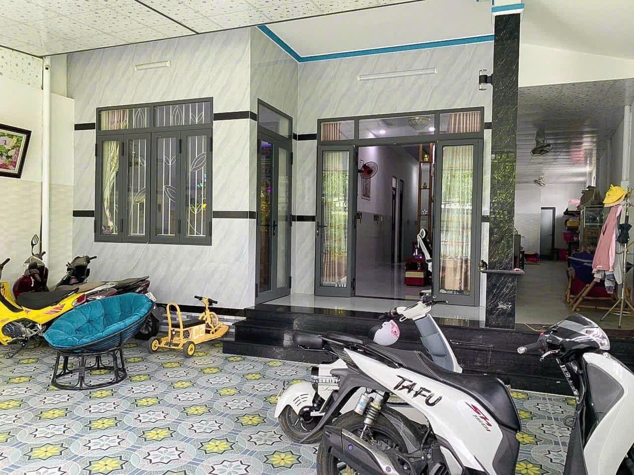 NHÀ ĐẸP – GIÁ TỐT - CẦN BÁN GẤP CĂN NHÀ MẶT TIỀN TẠI  Xã Diên Điền, Diên Khánh, Khánh Hòa - Ảnh 1