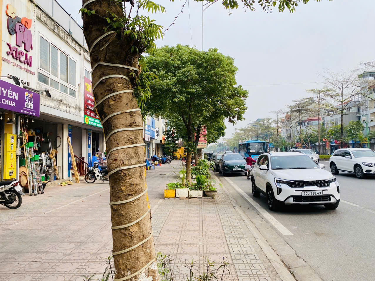 MẢNH ĐẤT RỘNG – GIÁ ĐẦU TƯ – NGÕ THÔNG – PHÙ HỢP XÂY TÒA NHÀ CĂN HỘ 🔥<br><br>📍 Vị trí:  Ngô Gia Tự, – - Ảnh 1