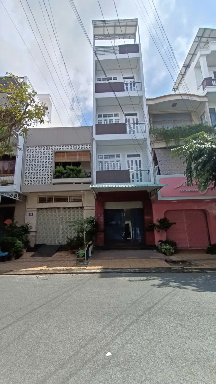 nhà mới đẹp 15 triệu trệt 4 lầu mặt tiền đường Lý Chính Thắng - Ảnh chính