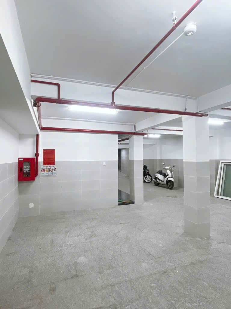 TOÀ NHÀ 8 TẦNG MẶT TIỀN VIP TÂN SƠN NHÌ – DIỆN TÍCH CÔNG NHẬN 200M² – DÒNG TIỀN 230TR/THÁNG - Ảnh 2