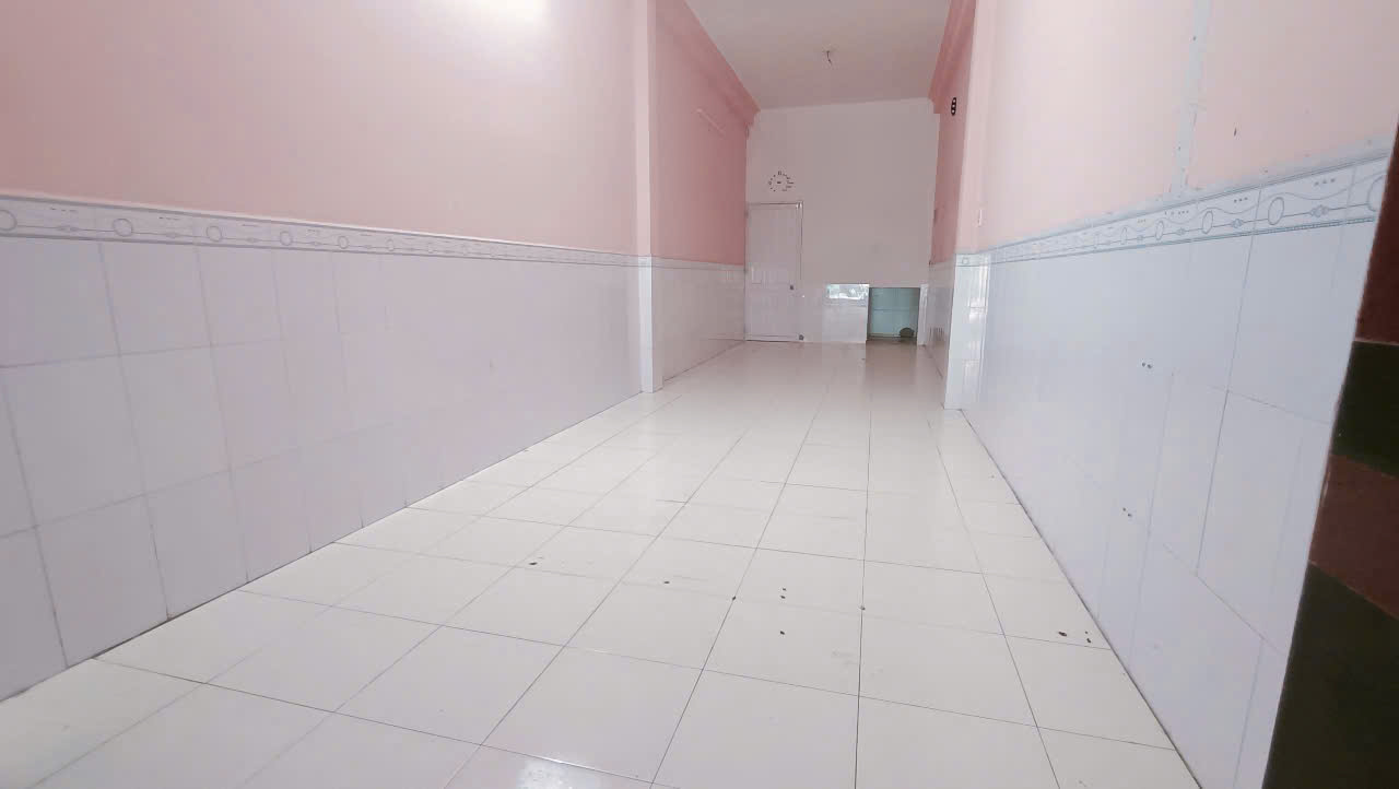 nhà 7 triêụ mặt tiền hẻm 233 cách đường Nguyễn Văn Cừ 50 m - Ảnh 1
