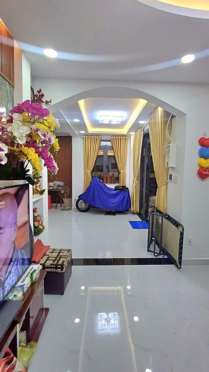 BÁN NHÀ ĐẸP CHÍNH CHỦ - GẤP BÁN ĐỊNH CƯ - P10 QUANG TRUNG - NGANG 9 CỰC HIẾM - BÁN 4.85 TỶ - TL - Ảnh chính