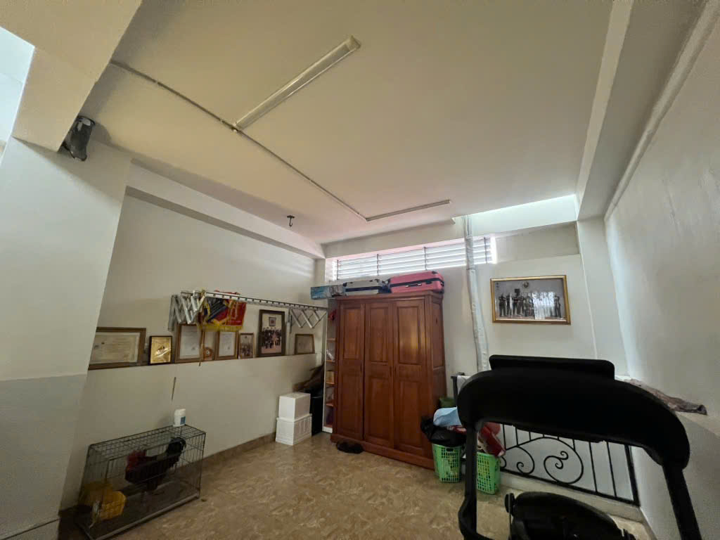 Bán nhà Ái Mộ, Ngõ nông- Oto đỗ - dân trí - vài bước ra cong viên trường quốc tế -BV tâm Anh - Ảnh 1