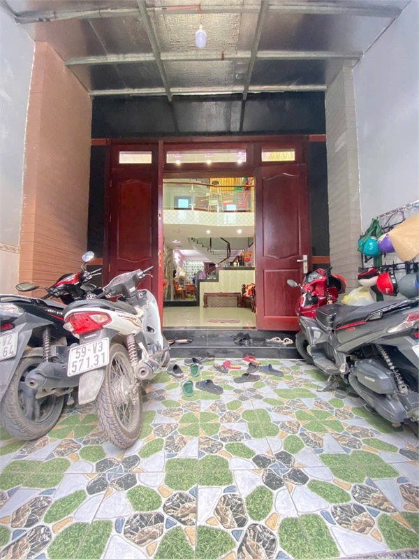 BÁN GẤP GIÁ MỀM Đường 59 GIÁ 5.2 tỷ Gò Vấp Hồ Chí Minh - DT: 4 x 15,5 trệt - lửng - lầu. DT mới CN - Ảnh chính