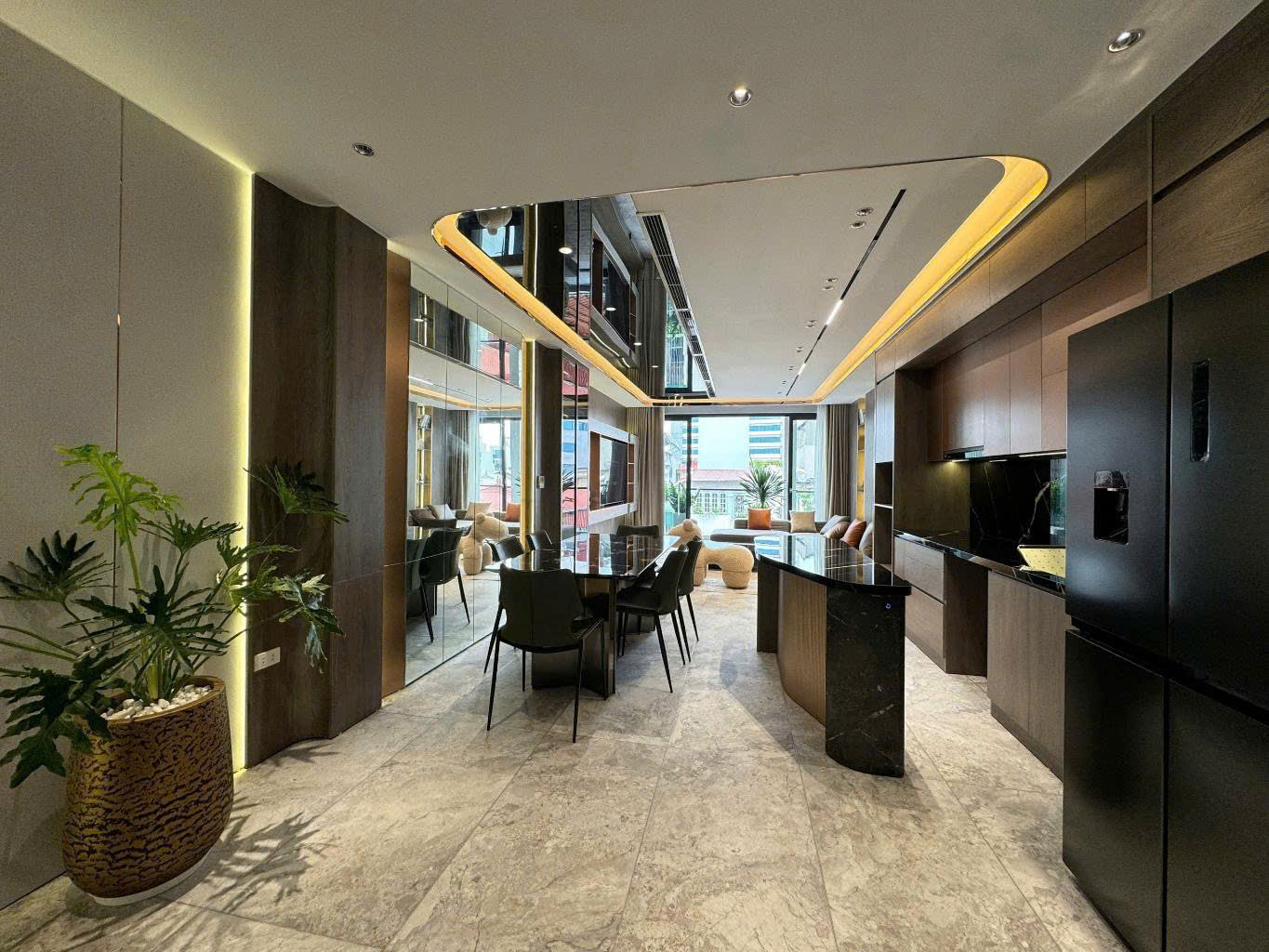 SIÊU PHẨM NHÀ MỚI NGUYỄN VĂN CỪ 60M, 7T, MT5M, THANG MÁY, NỘI THẤT CAO CẤP, NGÕ THÔNG. - Ảnh 2