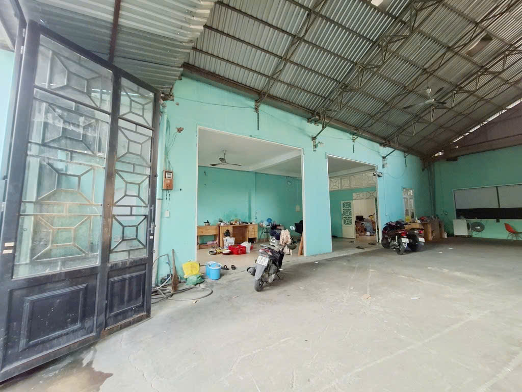 Bán nhà xưởng mặt tiền nở hậu 490m2 NGỘP Bình Hưng Hòa A - Bình Tân - Giá chỉ 29 tỷ thương lượng - Ảnh 2
