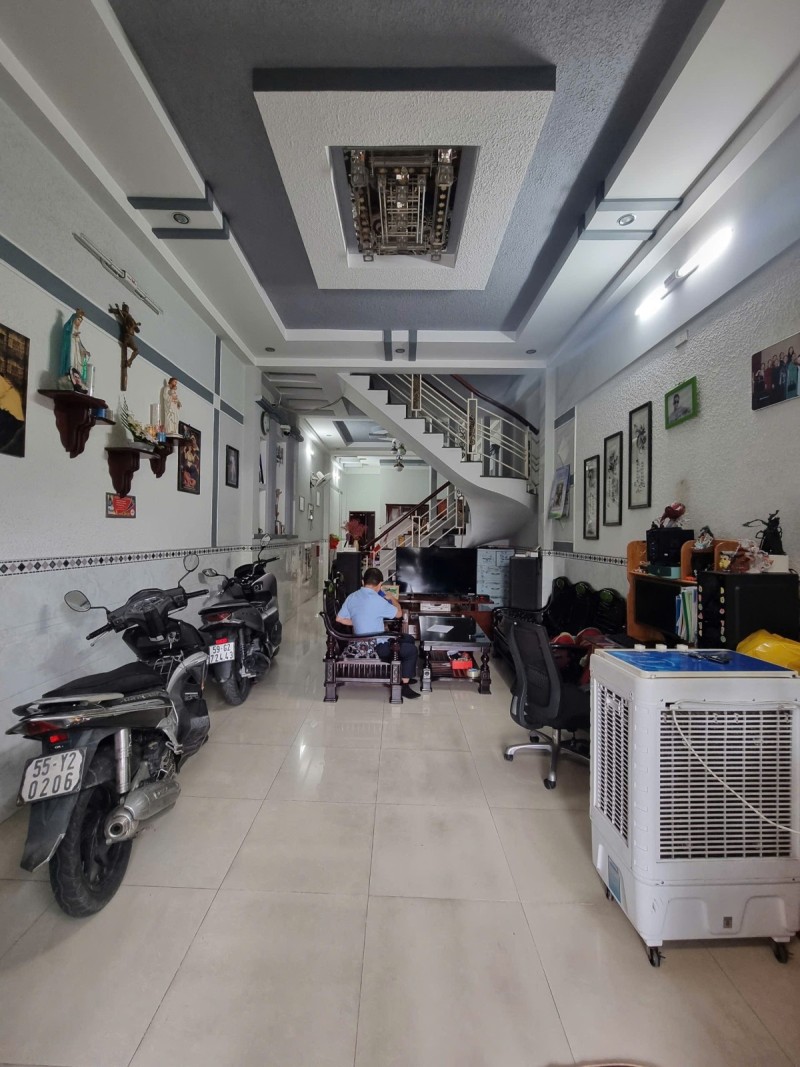 BÁN NHÀ 2 TẦNG BTCT - MẶT TIỀN TTH09, QUẬN 12 - 95M2 THỔ CƯ - GIÁ RẺ 7.1 TỶ. - Ảnh chính