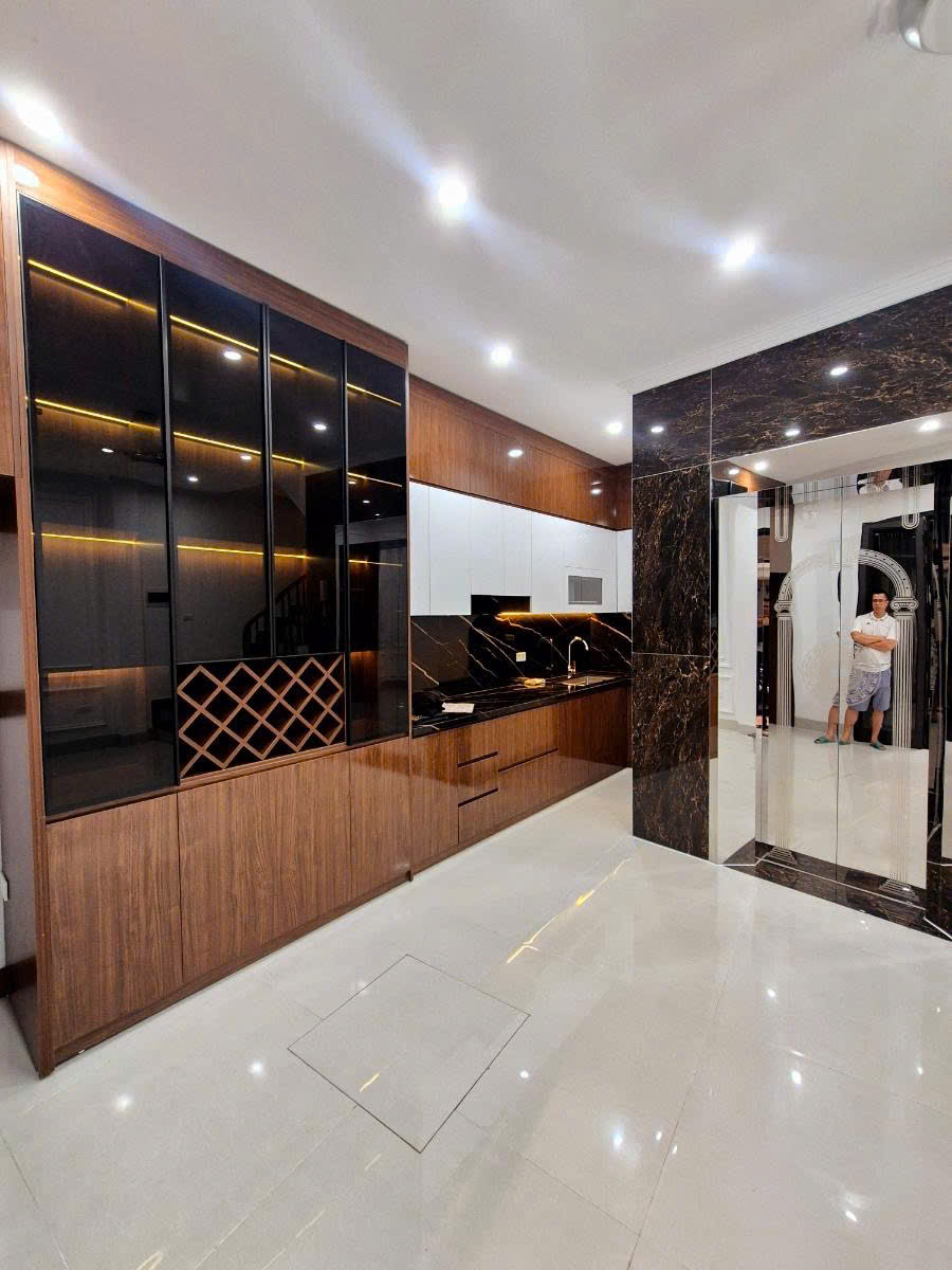 NHÀ MỚI ĐỒNG CỔ THỤY KHUÊ - THANG MÁY - DT 38m2 6 tầng mặt tiền 6.2m Giá 11.5 tỷ - Ảnh 4