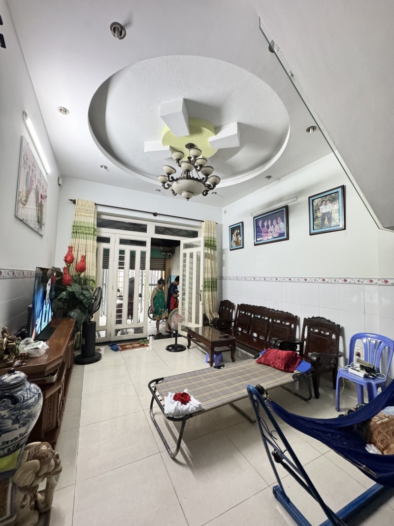 Bán nhà 72m², 6PN, 4WC, 4 tầng, Linh Trung, Thủ Đức - 8.9 tỷ - Ảnh 1