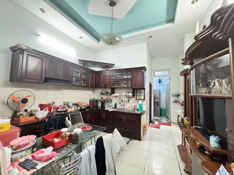 Bán nhà 72m², 6PN, 4WC, 4 tầng, Linh Trung, Thủ Đức - 8.9 tỷ - Ảnh 2