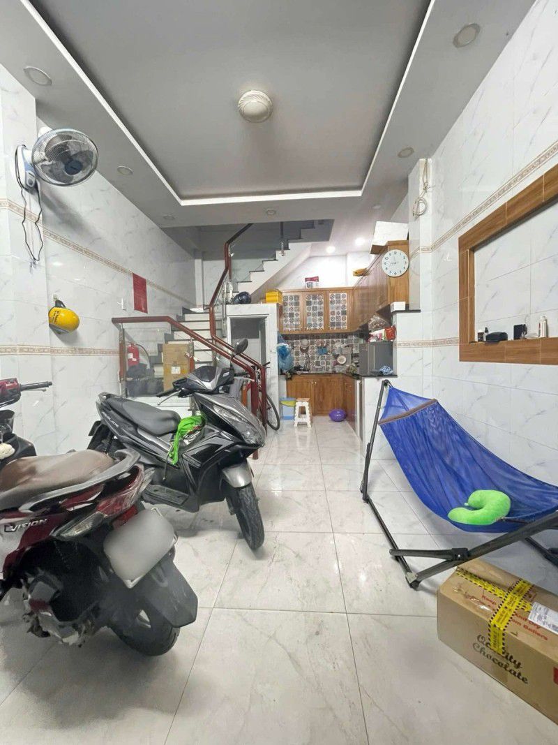 NHÀ ĐƯỜNG TRƯỜNG TRINH - TÂN BÌNH - 1 TRỆT 2 LẦU SÂN THƯỢNG - NỞ HẬU - SHR - DÒNG TIỀN 9TR/ THÁNG - - Ảnh chính