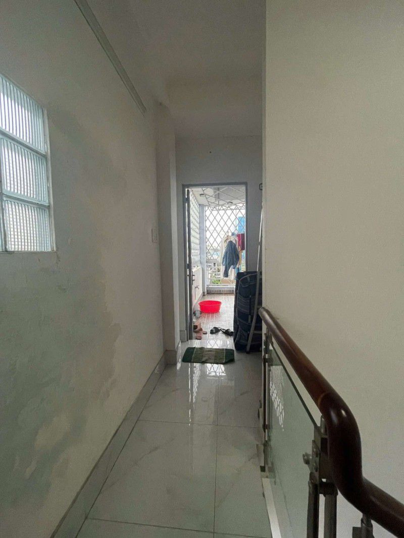 NHÀ ĐƯỜNG TRƯỜNG TRINH - TÂN BÌNH - 1 TRỆT 2 LẦU SÂN THƯỢNG - NỞ HẬU - SHR - DÒNG TIỀN 9TR/ THÁNG - - Ảnh 2