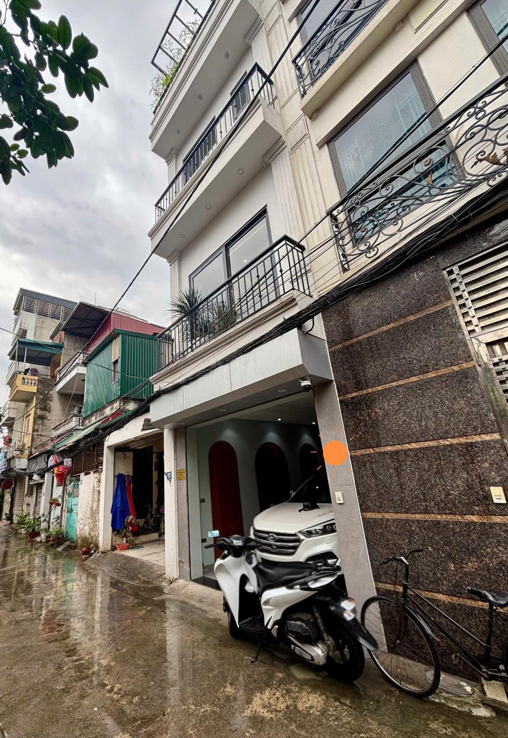 BÁN NHÀ 12 tỷ 50m LÝ SƠN NGÕ Ô TÔ,GARA,THANG MÁY,LONG BIÊN HÀ NỘI - Ảnh chính