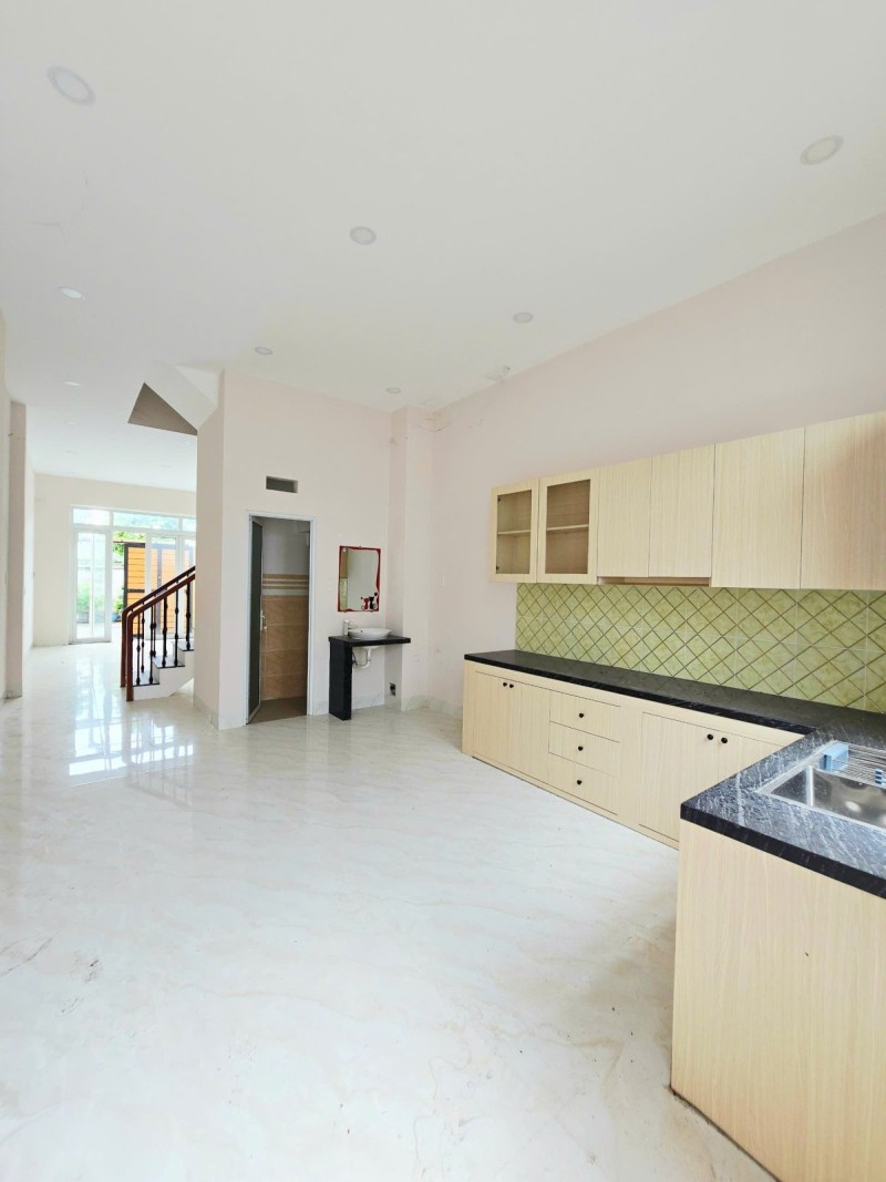 Bán nhà 2 tầng, 67m², 2PN, 2WC, Q.9, 4.3 tỷ, sổ đỏ - Ảnh chính