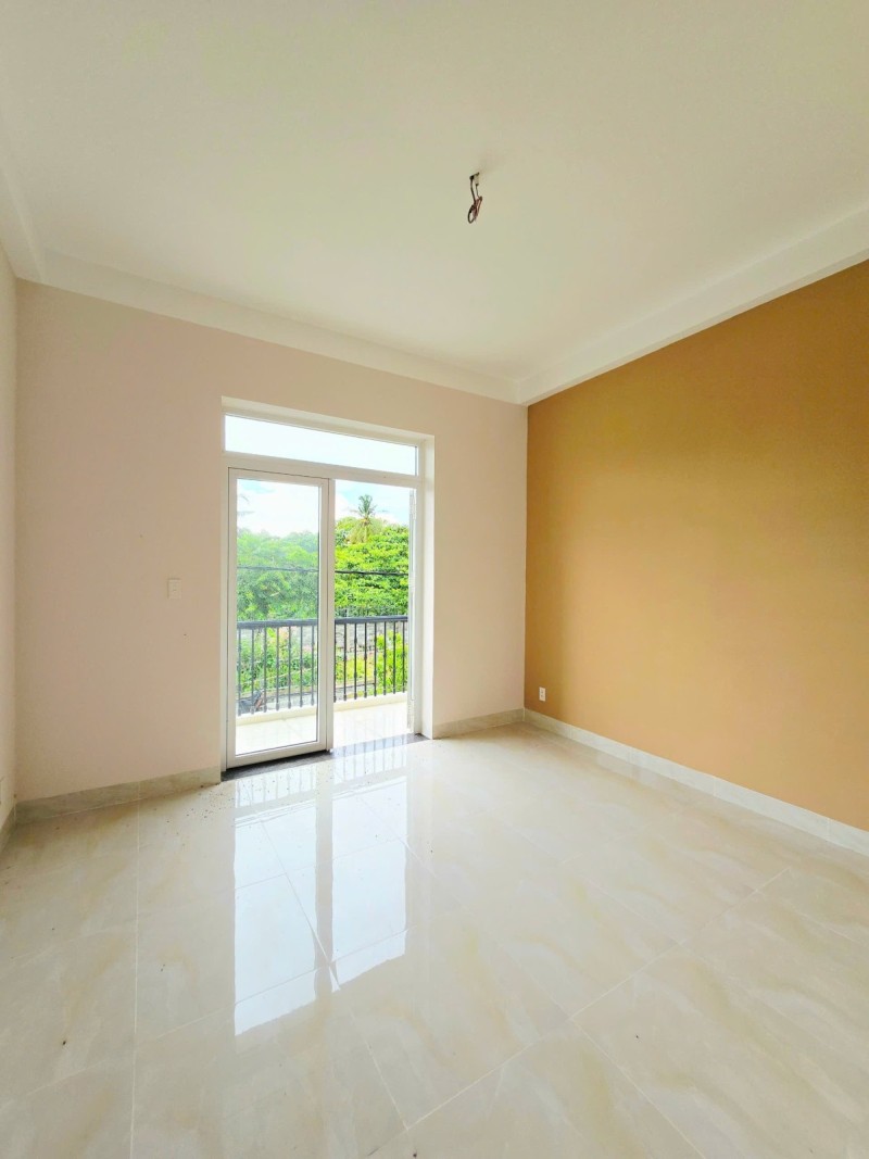 Bán nhà 2 tầng, 67m², 2PN, 2WC, Q.9, 4.3 tỷ, sổ đỏ - Ảnh 3
