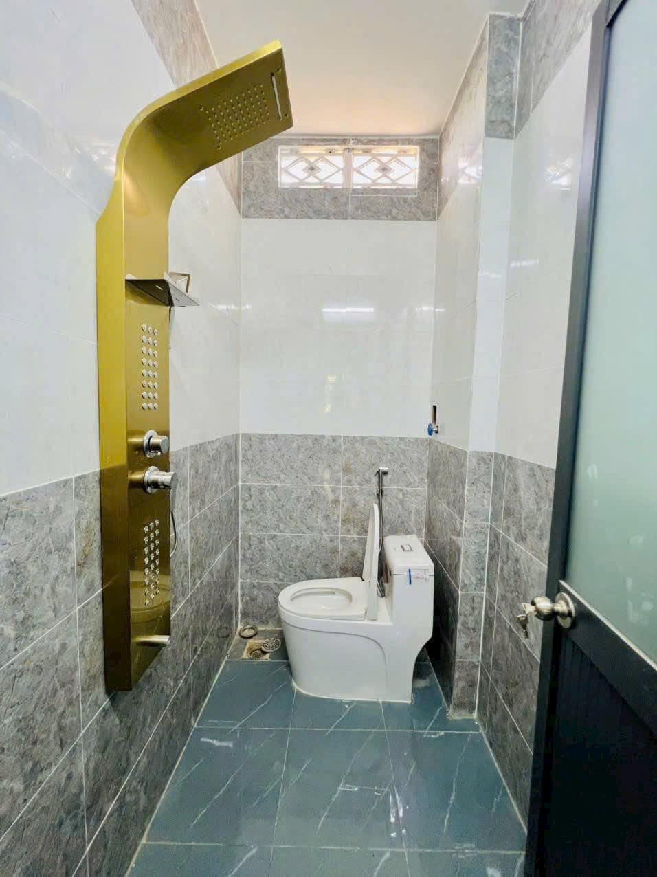 Chủ ngộp tiền, bán gấp nhà sân xe hơi diện tích 122m2 tại Thái Hoà - Bình Dương - Ảnh 5