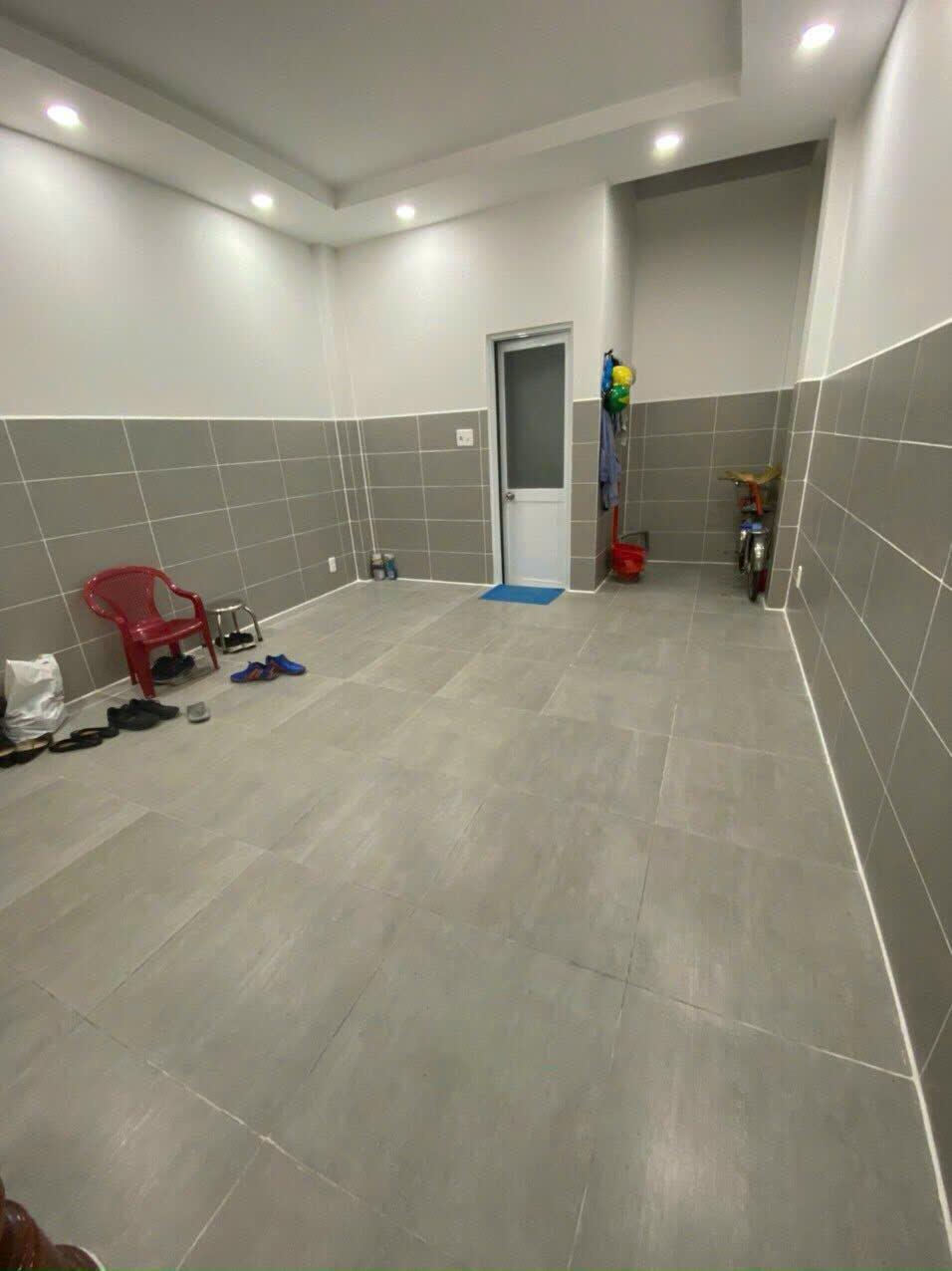 **Bán nhà mặt tiền Bàu Cát 2** phường 12, quận Tân Bình; (4x17) 5 tầng, 4PN - Ảnh 1