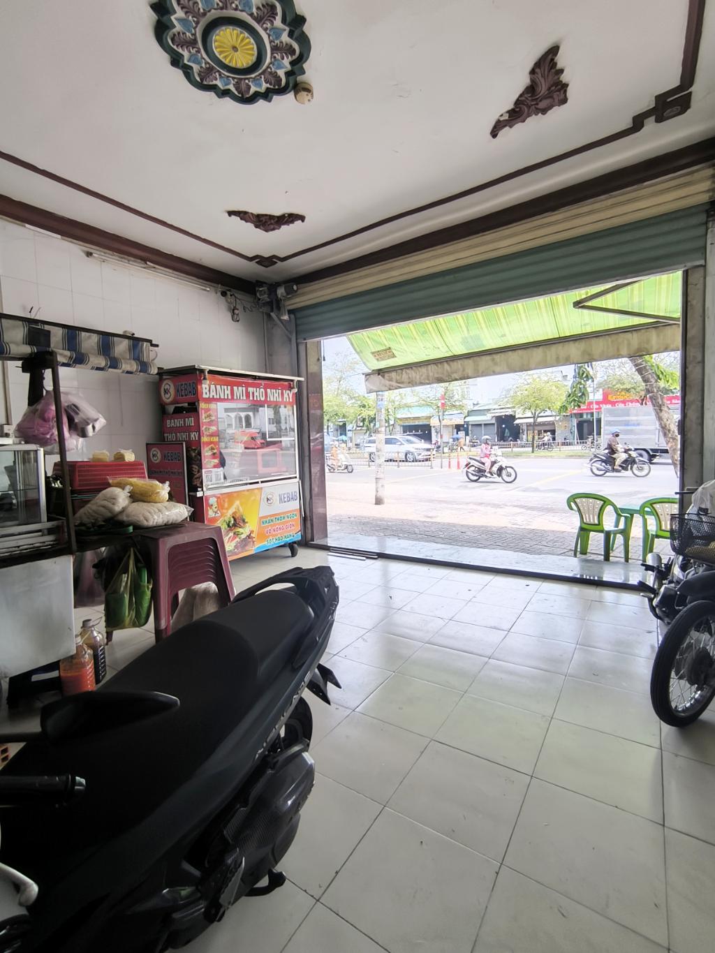 MẶT TIỀN KINH DOANH KHỦNG – VỪA Ở, VỪA CHO THUÊ – DÒNG TIỀN ỔN ĐỊNH 650 TRIỆU/NĂM – SỔ NỞ HẬU, HOÀN - Ảnh 2