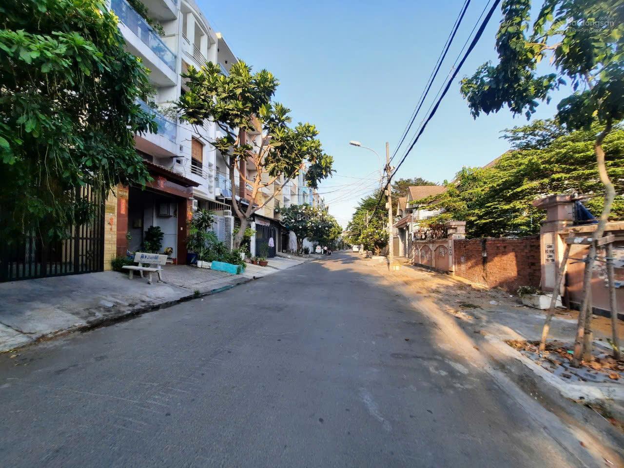 **CHỈ 12 TỶ CÒN TL- SỞ HỮU NGAY KHUÔN ĐẤT VUÔNG 4MX24M ĐỐI DIỆN CV- BÌNH PHÚ 1 - Ảnh 2