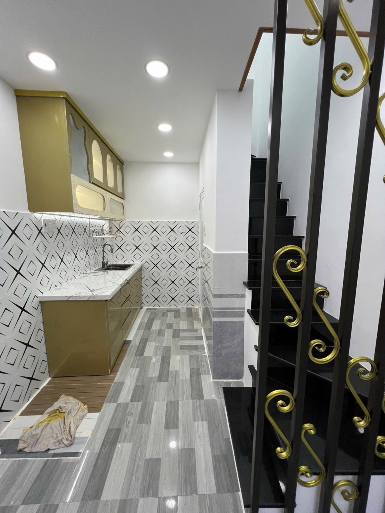 Bán nhà mặt tiền Đường số 8, Bình Tân gần Aeon Tân Phú, 20m2 - 3x7 - 2 tầng, chỉ hơn 2 tỷ. - Ảnh 1