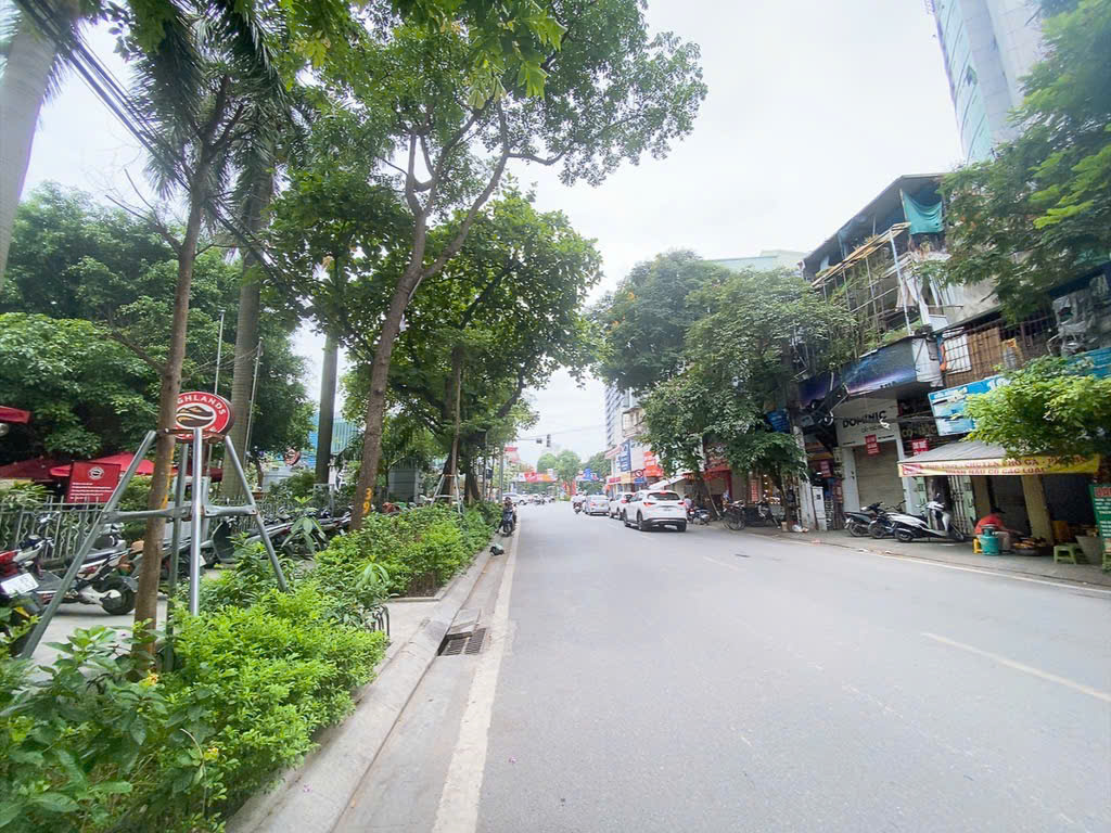 Mảnh đất tuyệt đẹp xây building mặt phố Giảng Võ 100 tỷ - Ảnh chính