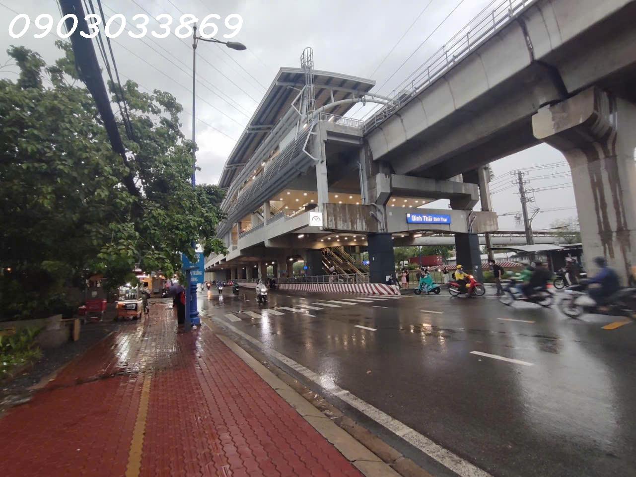 CẦN BÁN NHÀ 2 TẦNG MẶT TIỀN XA LỘ HÀ NỘI - ĐỐI DIỆN TRẠM METRO -  23 TỶ - 135M2 - 2 TẦNG - Ảnh 1