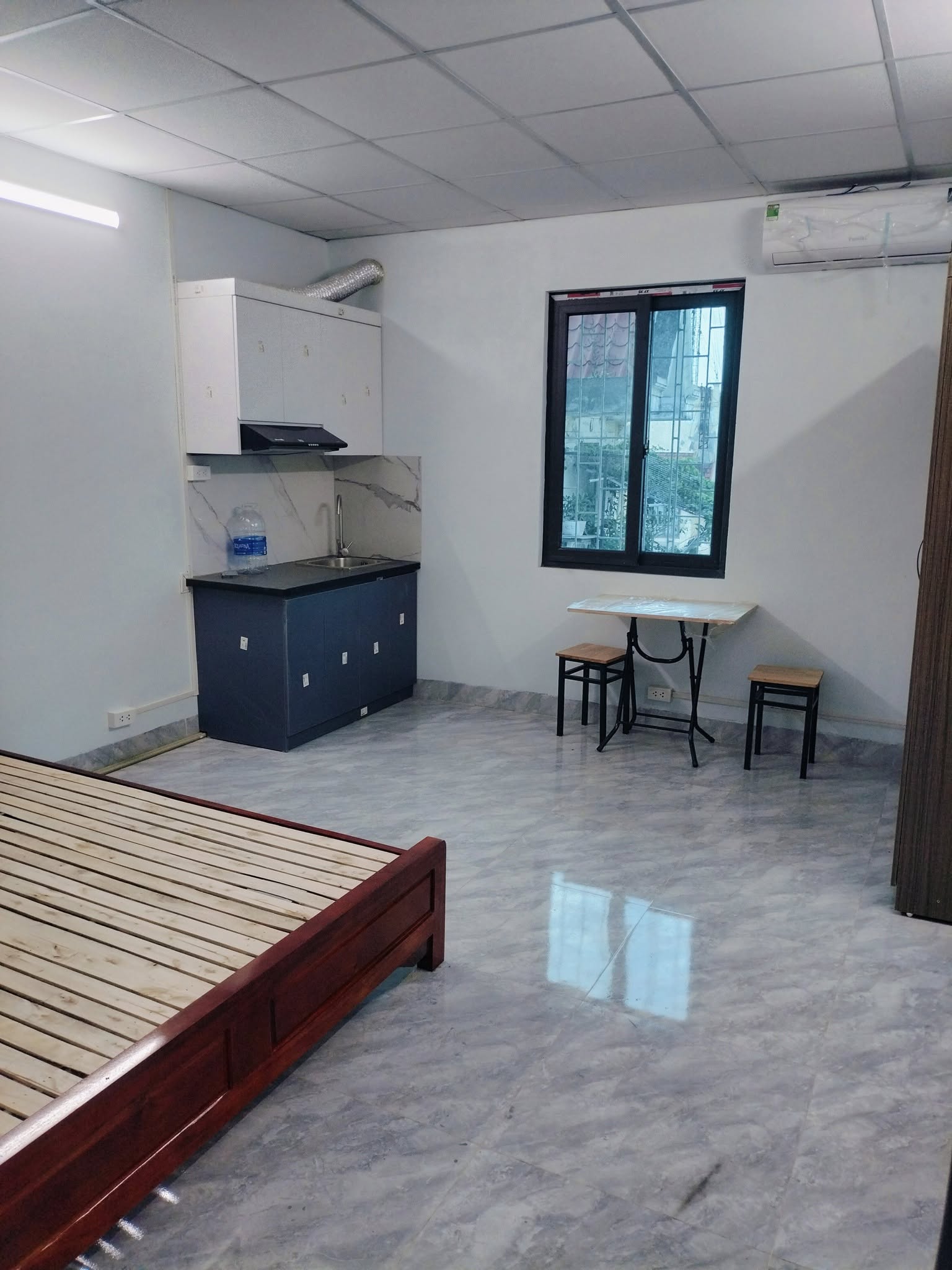 Cho thuê nhà làm CHDV, ở, VP 60m x 4T, 8 phòng full đồ giá 20tr tại Mai Động, Hoàng Mai - Ảnh chính