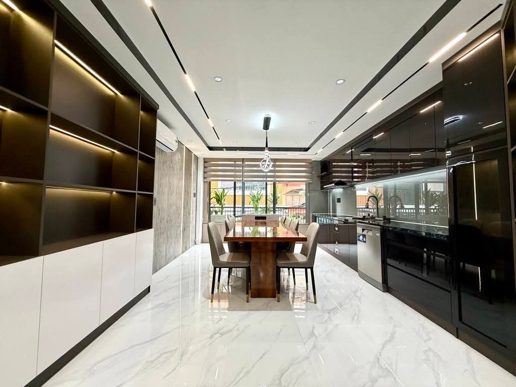 NHÀ ĐẸP LUNG LINH - QUANG TRUNG GV - HẺM ÔTÔ VÀO NHÀ - 63M² - 5 TẦNG LẦU CHỈ 7.X TỶ - FULL NỘI THẤT - Ảnh 1