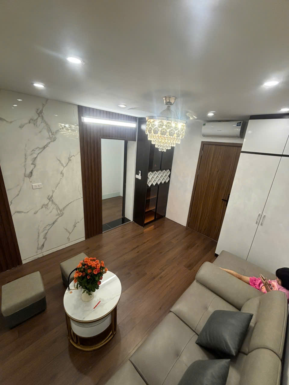 Bán nhà tập thể Thổ Quan - Khâm Thiên - Đống Đa DTSD 65m, 3 ngủ, full nội thất giá 3.79 tỷ - Ảnh 1
