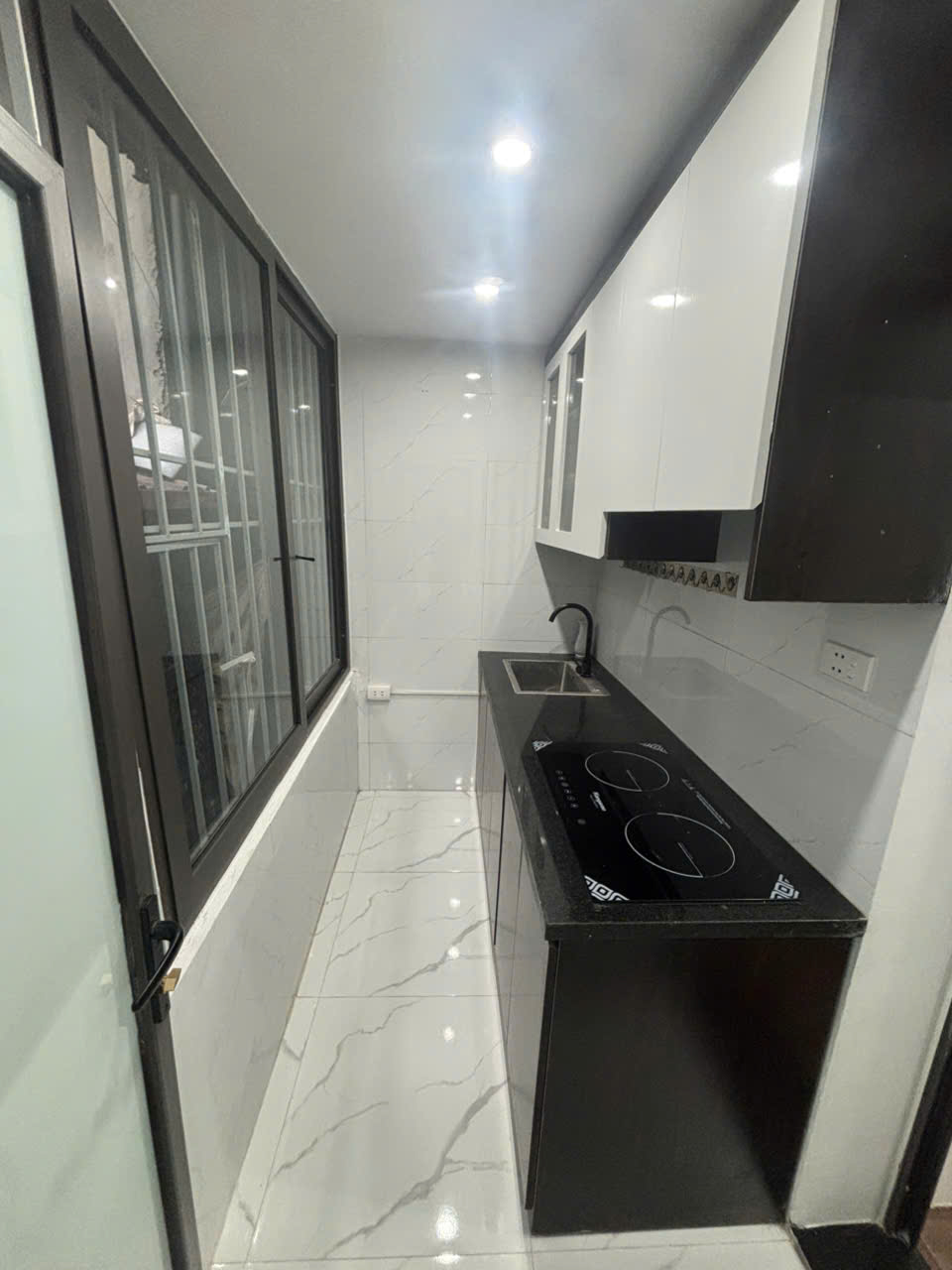 Bán nhà tập thể Thổ Quan - Khâm Thiên - Đống Đa DTSD 65m, 3 ngủ, full nội thất giá 3.79 tỷ - Ảnh 4