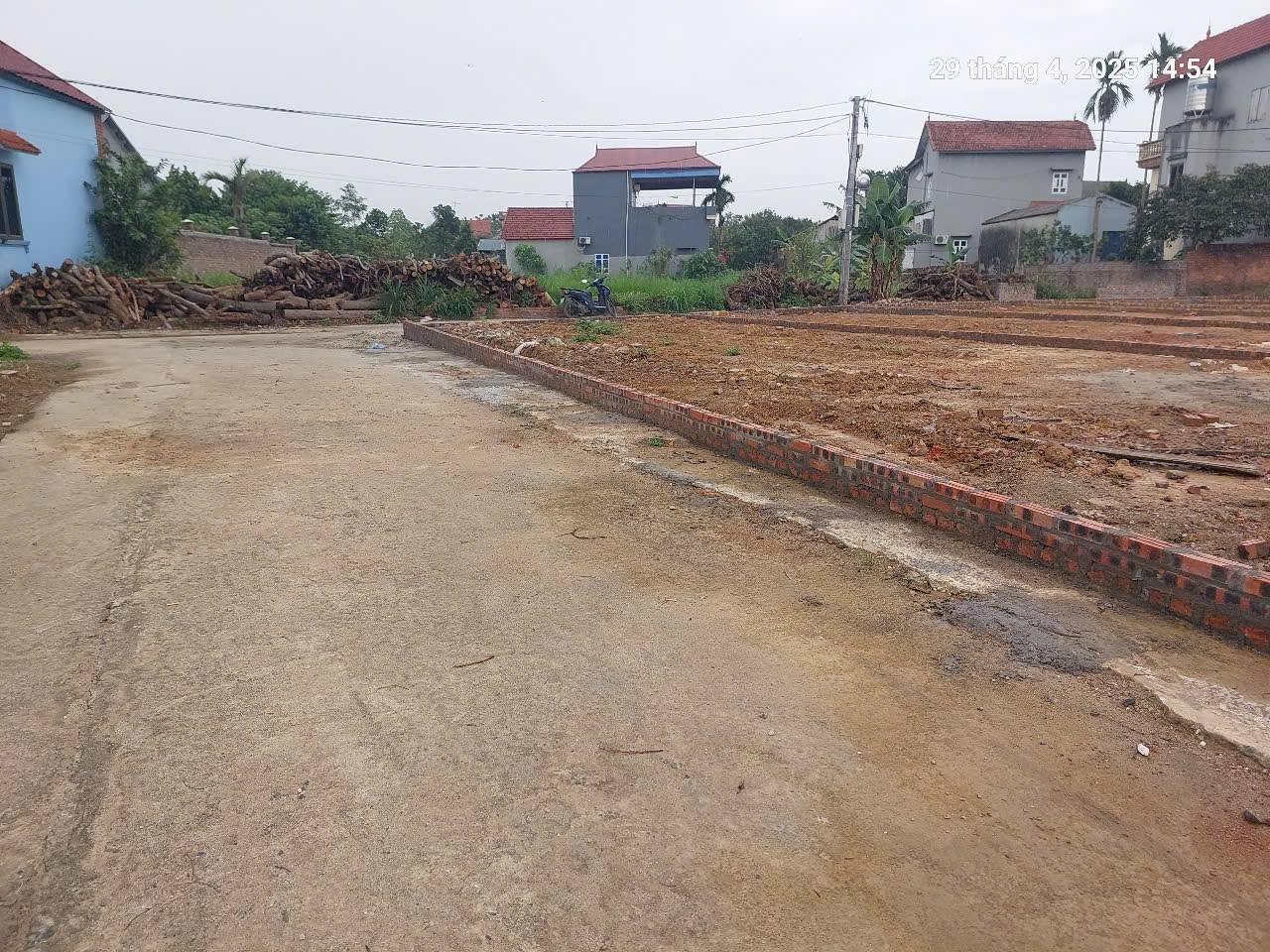 Chủ nhờ bán đất 115m2, mt7m, lô góc 3.2 tỷ, Thanh Trí, Sóc Sơn. Ô tô - Ảnh 4