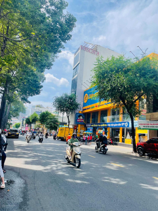 Giá tốt đầu tư, nhà mặt tiền Trần Não, An Phú. Bề ngang khủng 25x30m, XD: Hầm + 7 tầng. Giá 163 tỷ - Ảnh chính