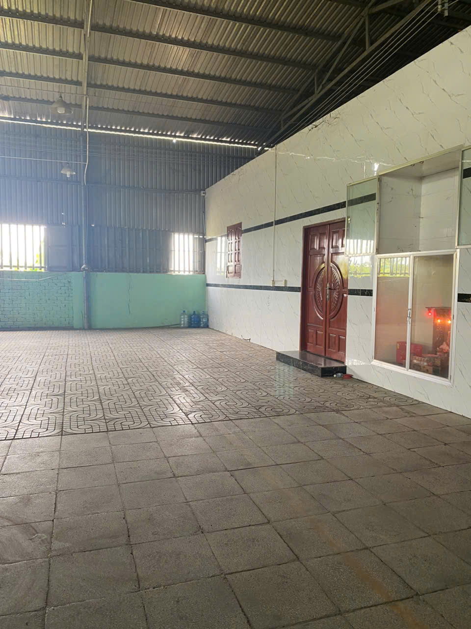 BÁN NHÀ XƯỞNG MẶT TIỀN TỈNH LỘ DT879, 2300M2 SẴN SHR CHỈ 20 TỶ. LH:0938898920 – 0938702006. - Ảnh 3