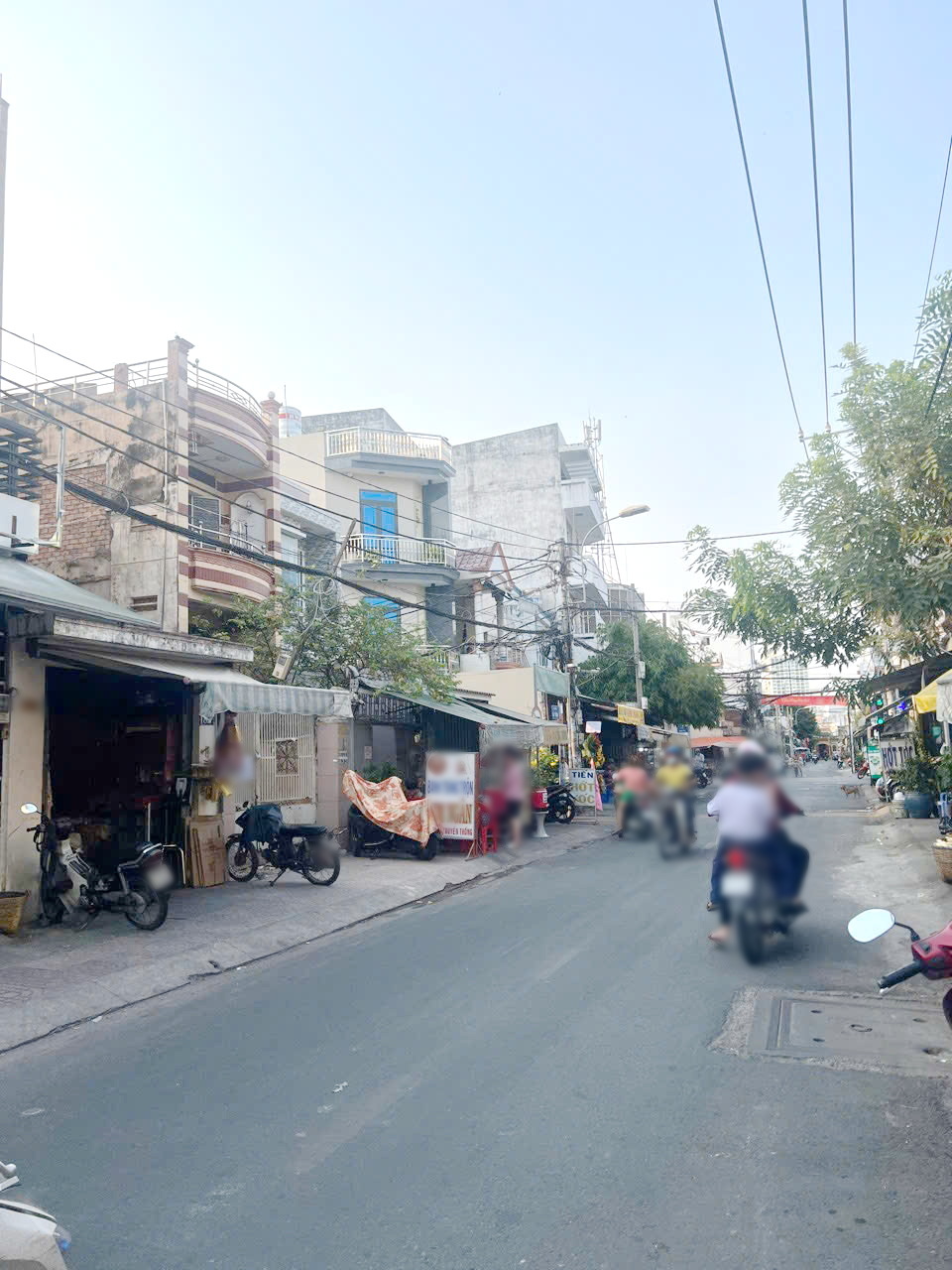 Bán nhà mới 3 tầng, nở hậu mặt tiền đường Dã Tượng P10 Q8 - Ảnh 1