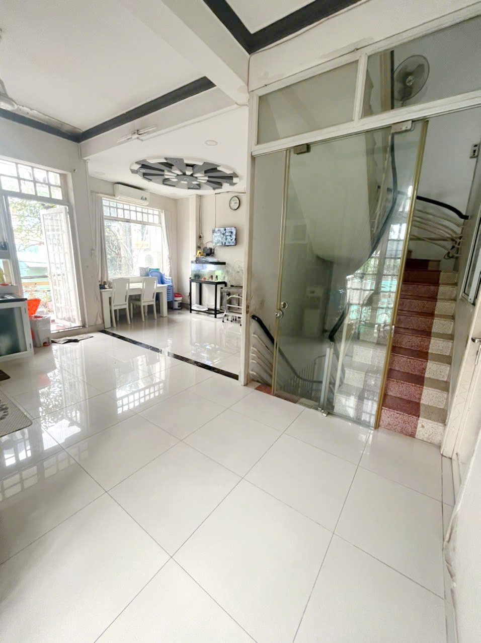Bán nhà Góc 2MT KDC Bình Hưng Bình Chánh - 9.2 tỷ - Ảnh 2