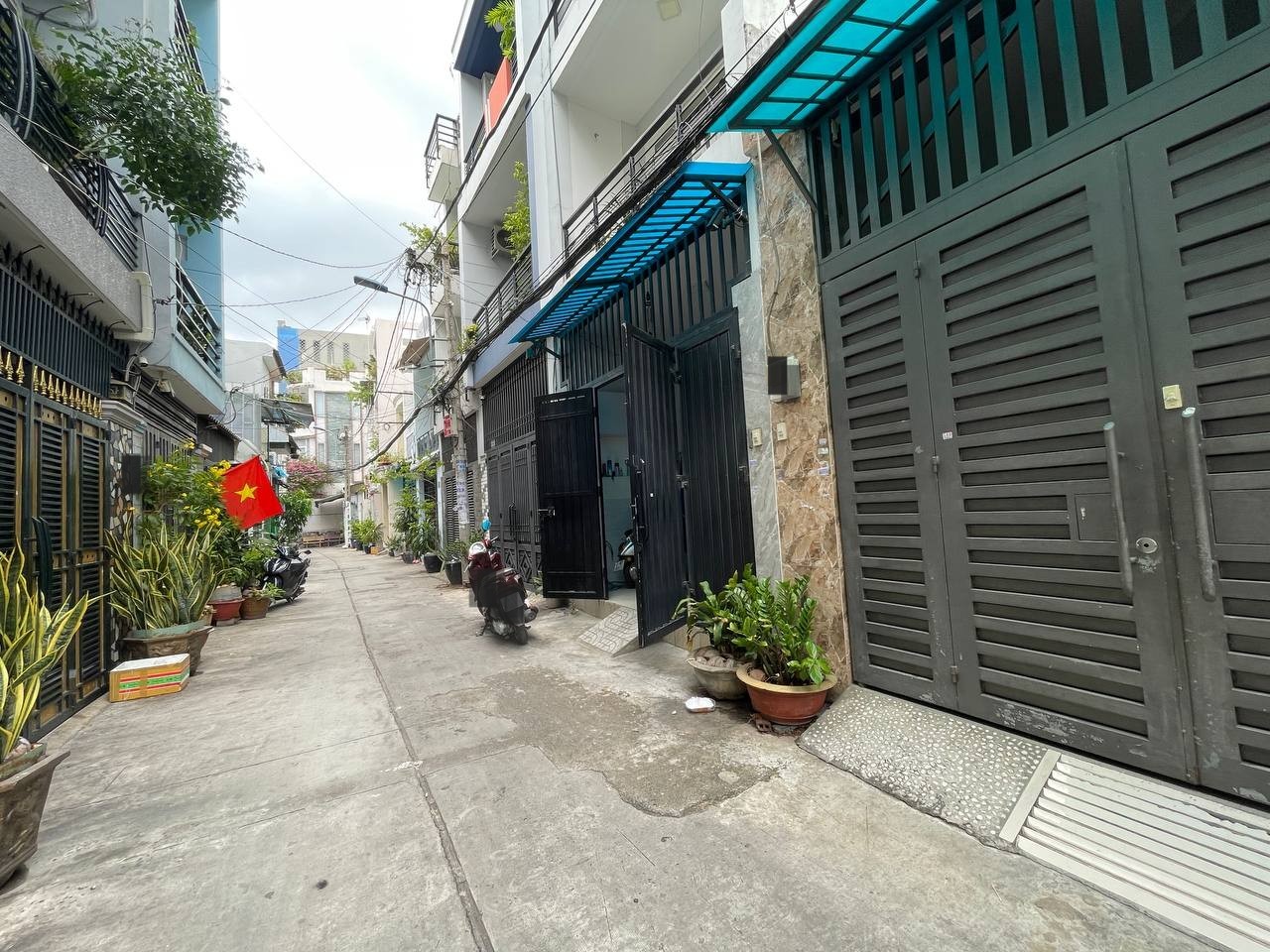 Bán nhà riêng 75m2, Hẻm xe tải 5m Đ. Đô Đốc Long, Tân Phú - Ảnh chính