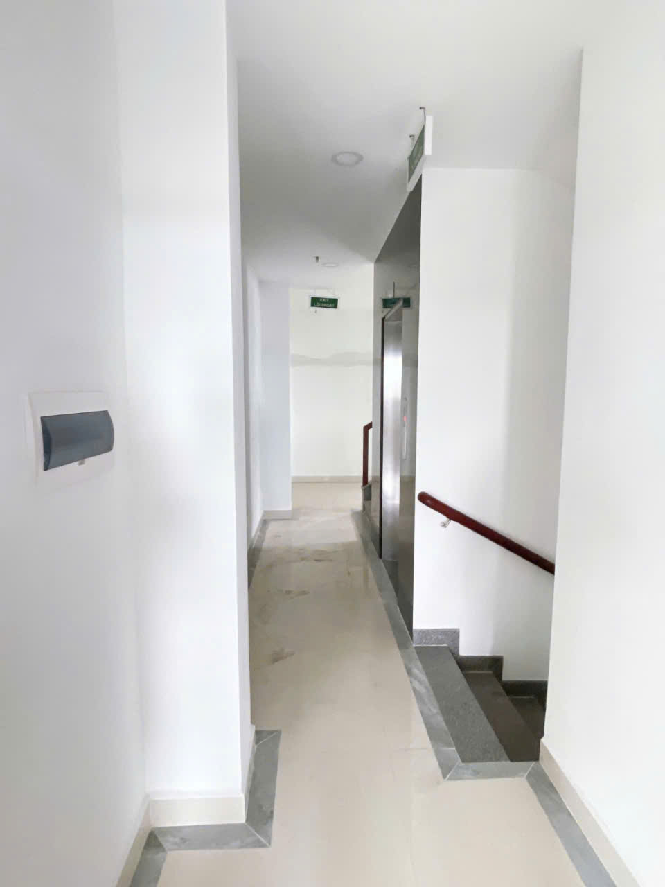 Bán tòa nhà mặt tiền Tân Sơn Nhì Tân Phú 200m2- 8 Tầng thang máy dòng tiền 230tr/th-55 tỷ - Ảnh 3