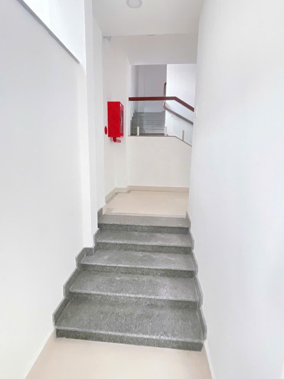 Bán tòa nhà mặt tiền Tân Sơn Nhì Tân Phú 200m2- 8 Tầng thang máy dòng tiền 230tr/th-55 tỷ - Ảnh 4
