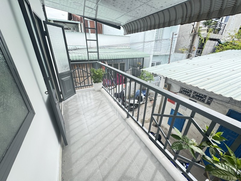 Bán nhà 1 Trệt 1 Lầu Thủ Đức,Sổ Hồng Riêng đường xe hơi,chỉ 1,8 tỷ.DUY NHẤT 1 CĂN - Ảnh 2