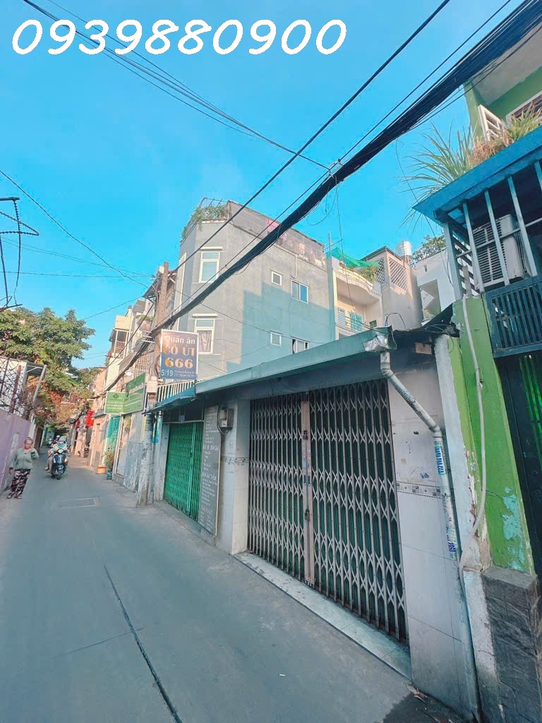 HXH sát Hoàng Hoa Thám, Bình Thạnh. Nhà cũ tiện xây mới. - Ảnh chính