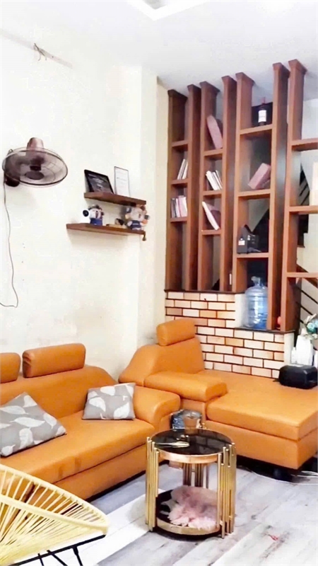 BÁN CĂN NHÀ HẺM OTO, NHÀ XÂY 3 TẦNG BTCT- GIÁ NHỈNH 5TỶ - Hẻm đã bỏ QH - DT mới công nhận 40.5m- - Ảnh chính