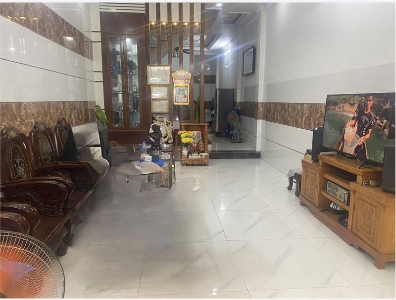 BÁN GẤP NHÀ :  Đường 18B GIÁ 6.5 tỷ Bình Tân Hồ Chí Minh- Kết cấu: Nhà 1 trệt 2 lầu + sân thượng - Ảnh 2