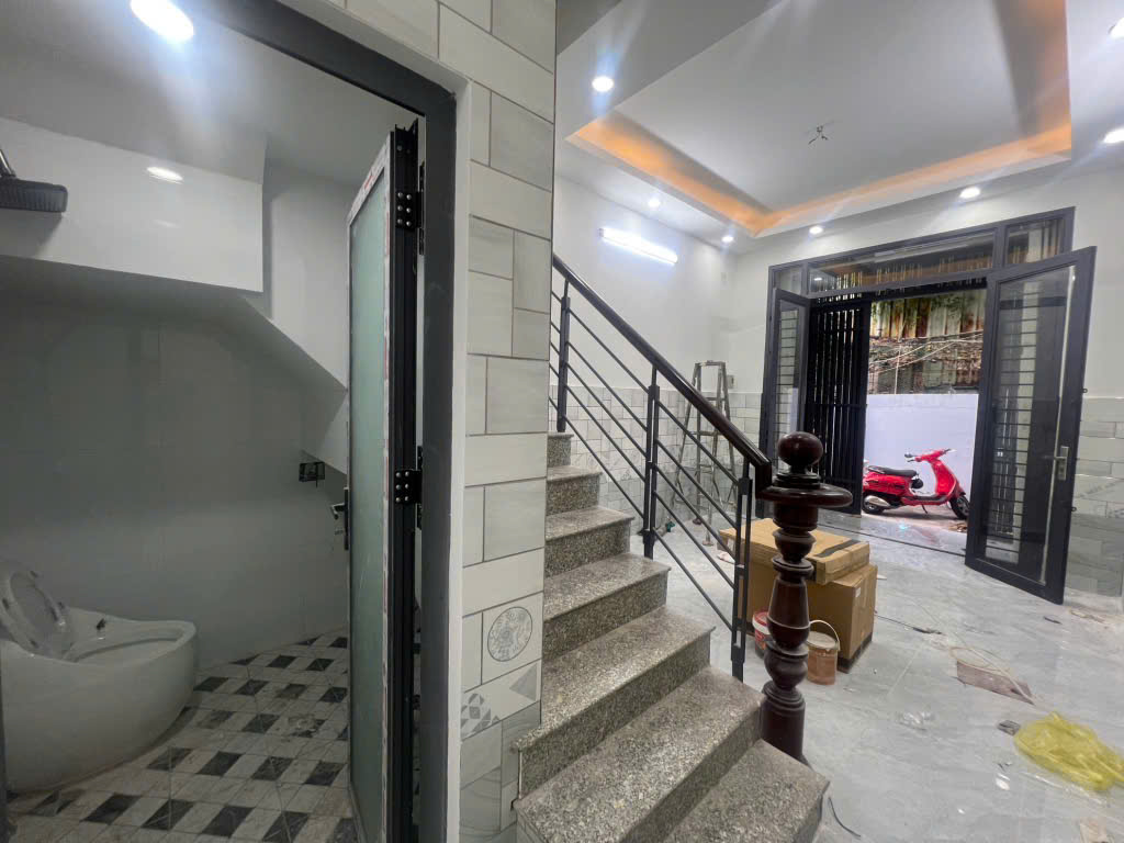Nhà mới 4 tầng 42m2 Bình Đông Quận 8 giá 5 tỉ còn thương lượng - Ảnh 3