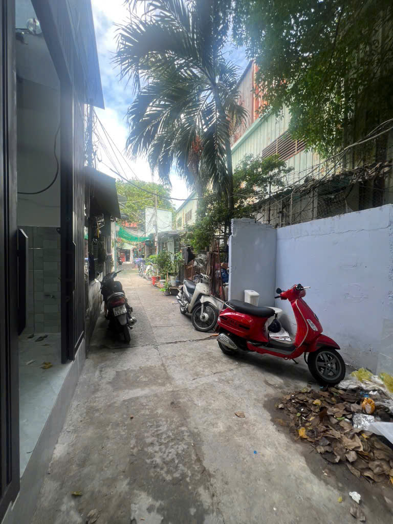 Nhà mới 4 tầng 42m2 Bình Đông Quận 8 giá 5 tỉ còn thương lượng - Ảnh chính