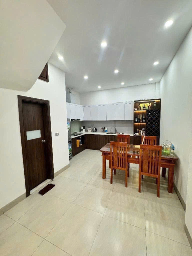 BÁN NHÀ 12 tỷ NGUYỄN VĂN CỪ 50m NGÕ Ô TÔ,GARA KHU VÍP LONG BIÊN HÀ NỘI - Ảnh 3