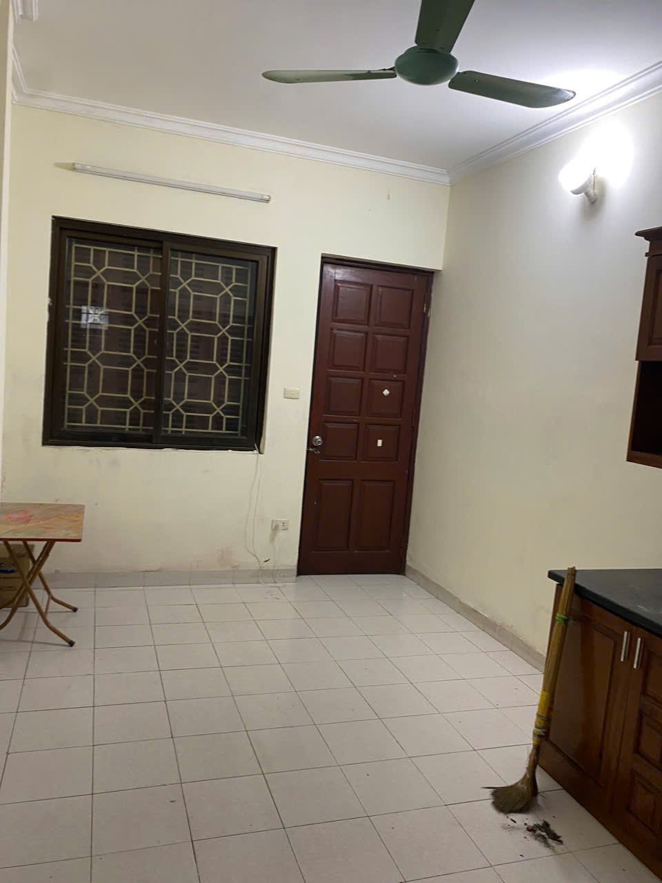 Cho thuê tầng 1 làm kd nhỏ, vp và cho thuê phòng trọ tại nhà nhà số 3 ngõ 189 Giảng Võ - Ảnh chính
