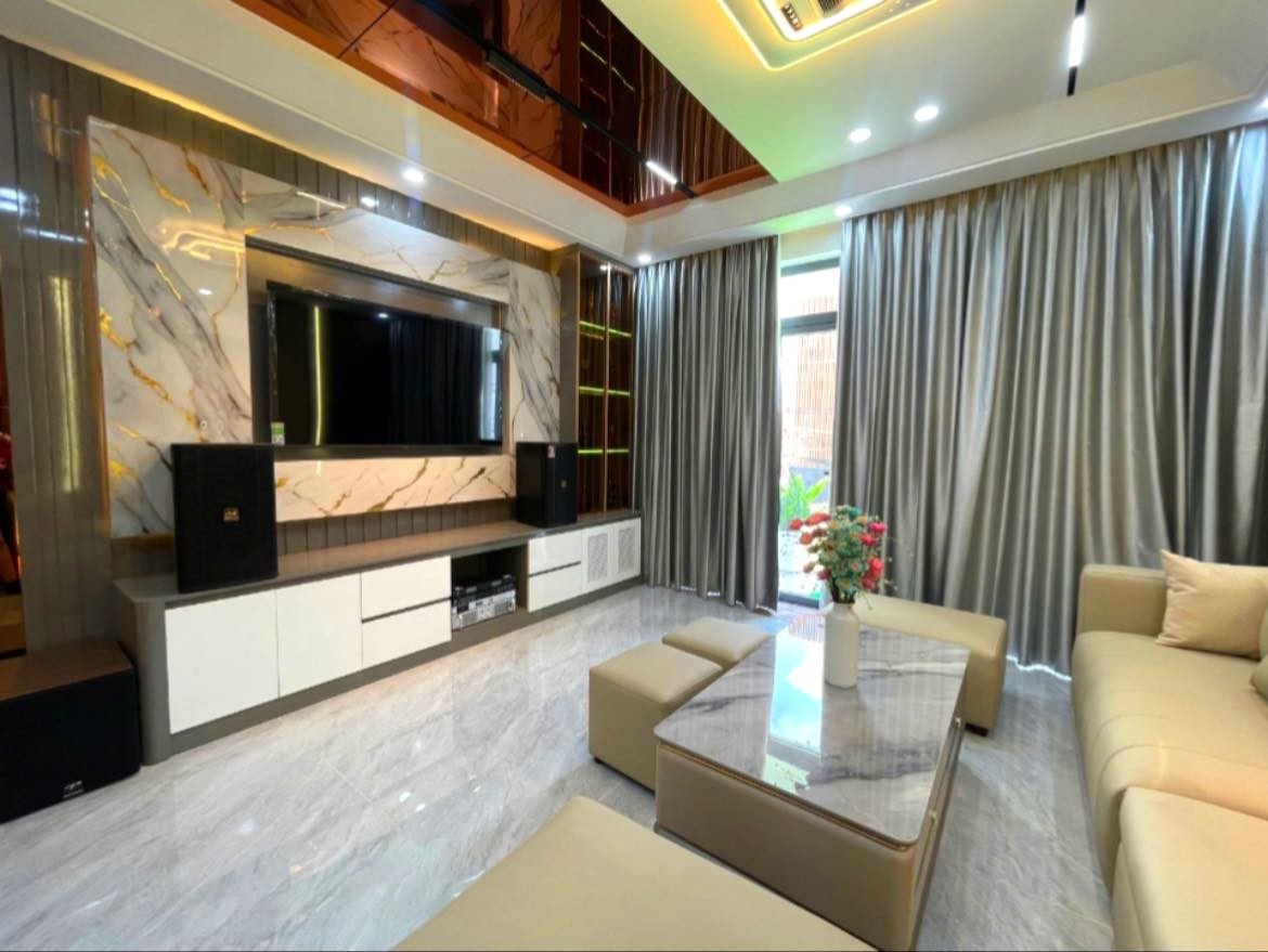 BÁN NHÀ MẶT TIỀN - 7 TẦNG ĐÚC - THANG MÁY CẢM ỨNG - SMART HOME FULL NỘI THẤT 🔥 Chỉ 17.8 TỶ - Nhà - Ảnh 1
